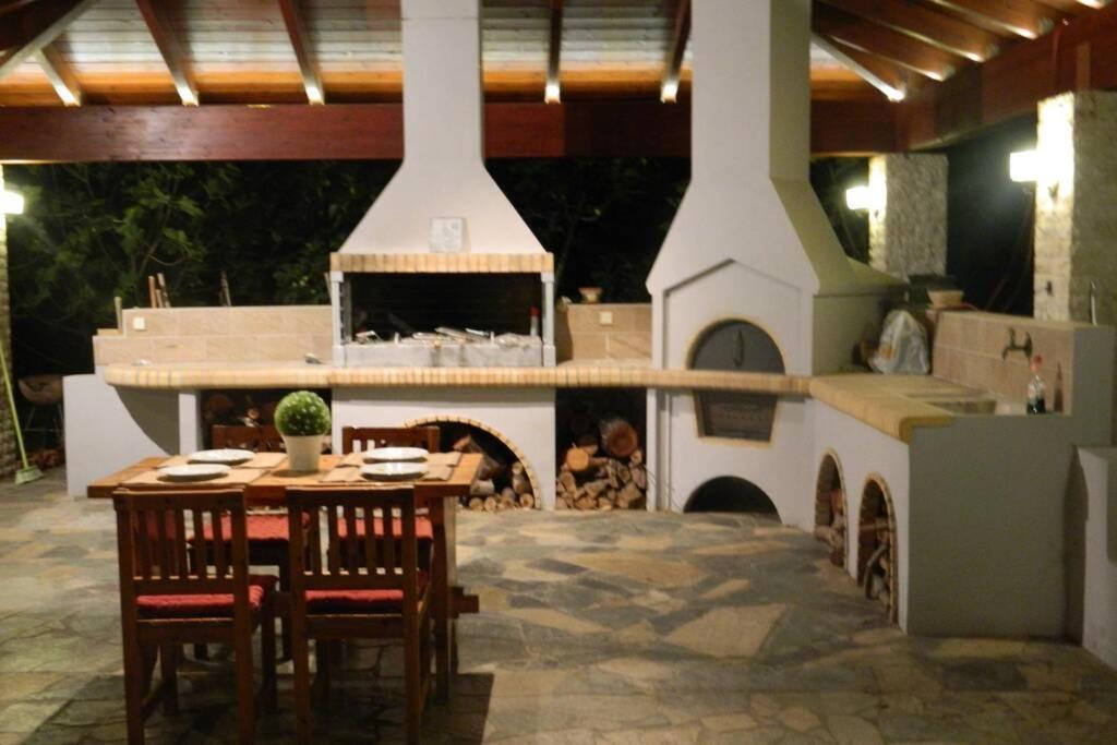 Fiore Di Rodi - Private Pool, Jacuzzi And Barbecue Apartment *