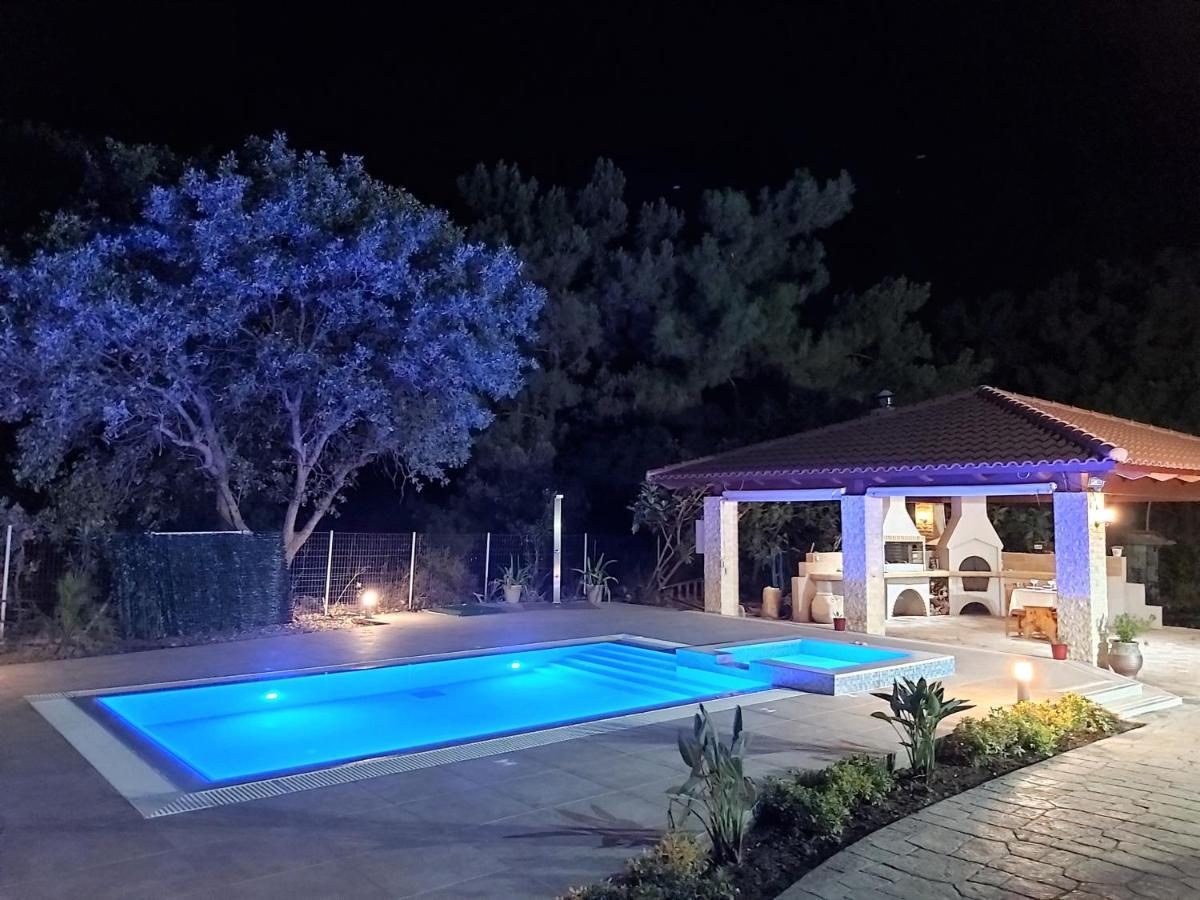 Apartment Fiore Di Rodi - Private Pool, Jacuzzi And Barbecue *