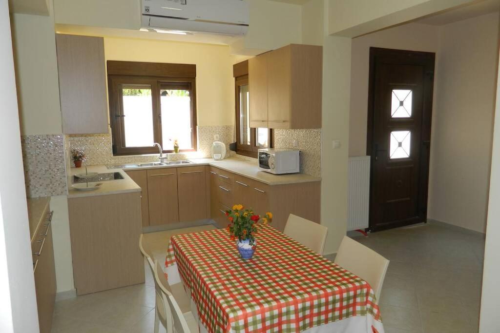 Fiore Di Rodi - Private Pool, Jacuzzi And Barbecue Apartment *